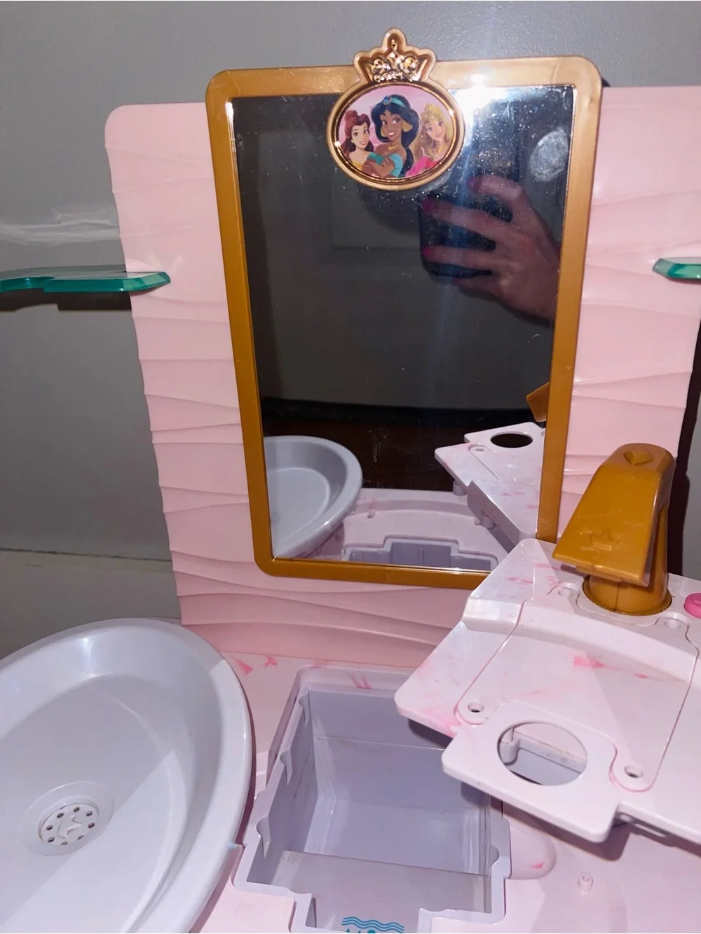 Disney Pink and Gold Kids Vanity Sink with Mirror